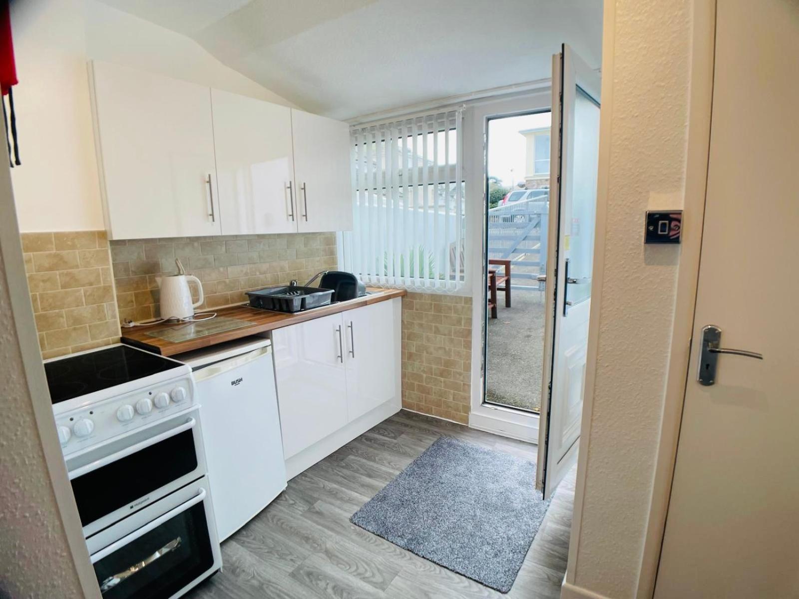 פיינטון Bedford Holiday Apartments מראה חיצוני תמונה